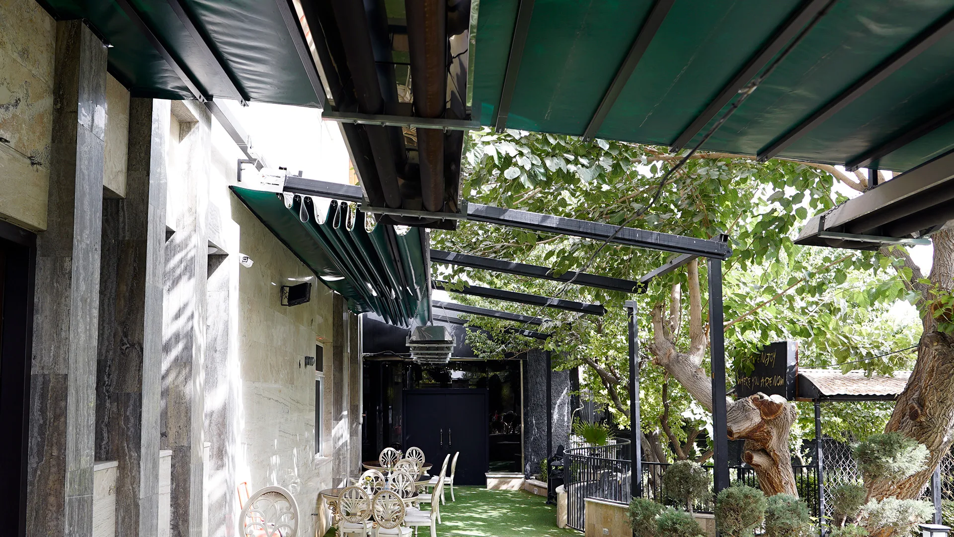 پروژه سقف متحرک باغ عدن توسط پرشین روف